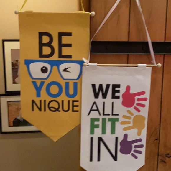 3 pack! Inclusive banners - Picture 2 of 3